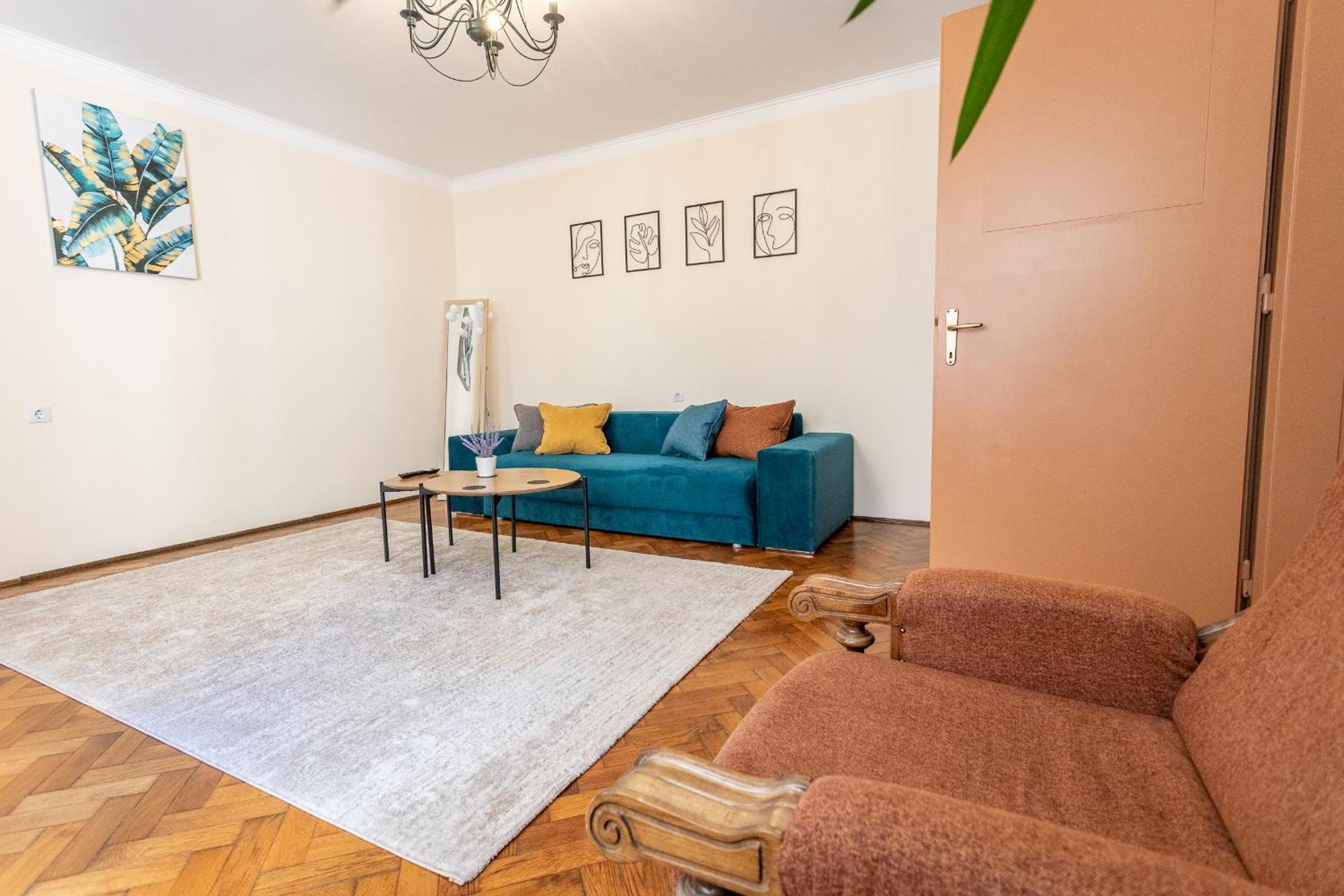 Supreme Deer Apartment Брашов Екстериор снимка