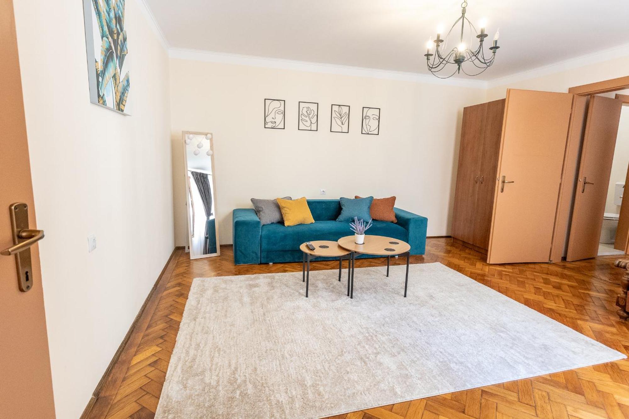 Supreme Deer Apartment Брашов Екстериор снимка